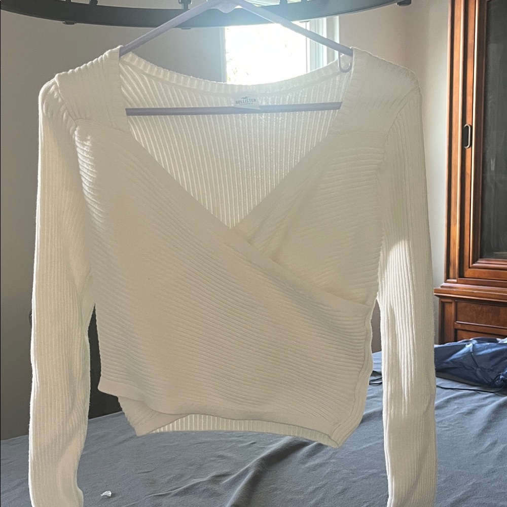 Hollister White V-Neck Sweater